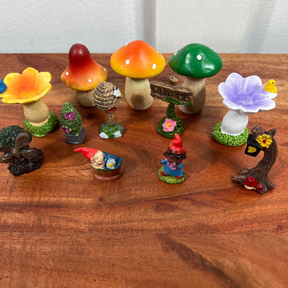 11pc Miniature Fairy Garden Set Gnomes Mushrooms Birdbath Resin Decor B-2